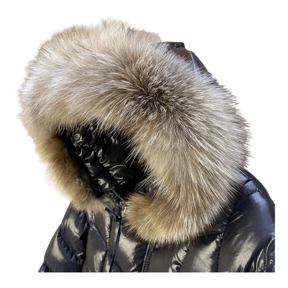 Moncler Fulmarus Chevron-Quilted Hooded Puffer Coat in Black