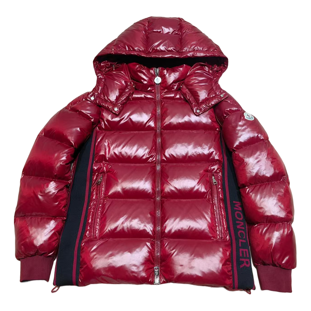 Moncler Logo-Zip Glossy Hooded Puffer Jacket in Red